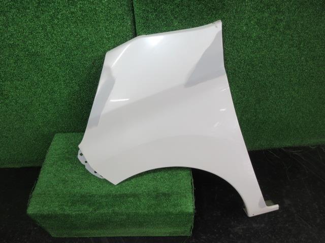 【中古】再生部品 デイズルークス B21A 左ﾌﾛﾝﾄﾌｪﾝﾀﾞｰ 【3380010000-250514500110700】