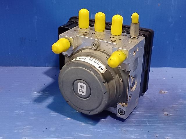【中古】中古部品 スペーシア MK42S ABSｱｸﾁｭｴｰﾀｰ 【3310050100-231101000342500】