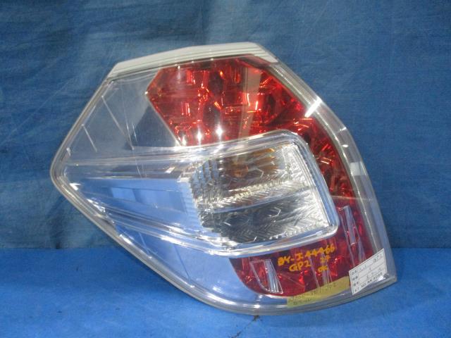 【中古】中古部品 フィットシャトル GP2 左ﾃｰﾙﾗﾝﾌﾟ 【3310160100-000004446615600】