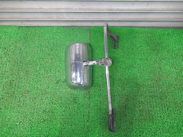 【中古】中古部品 レンジャー FC7JLYG 右ｻｲﾄﾞﾐﾗｰ 【3330540100-250515000313500】 13,543円