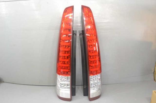 【中古】中古部品 セレナ HFC26 右テールランプ 【3310580000-250514000115500】|e-cleマート