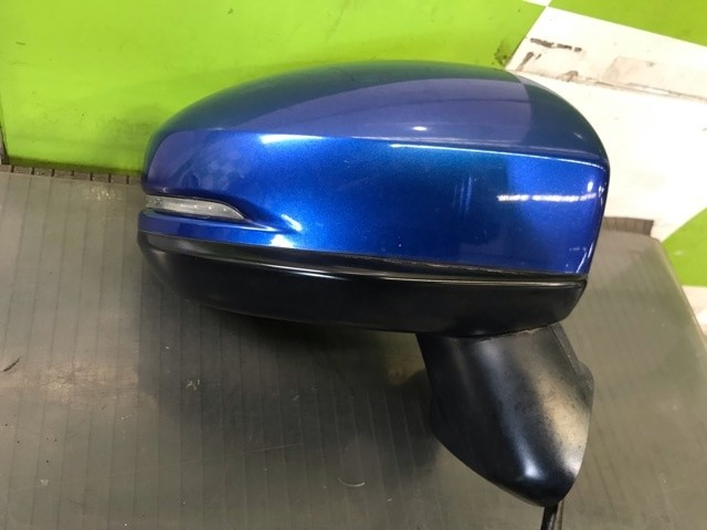 【中古】中古部品 フィット GK3 右ｻｲﾄﾞﾐﾗｰ 【3330530100-000005384913500】