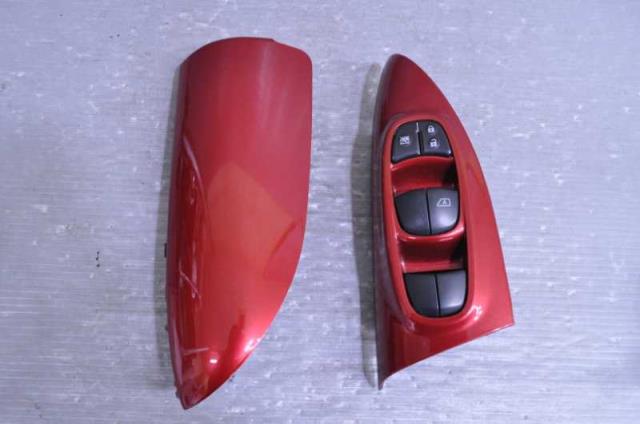 【中古】中古部品 ジューク YF15 ﾊﾟﾜｰｳｲﾝﾄﾞｳｽｲｯﾁ 【3310580000-250517000261900】
