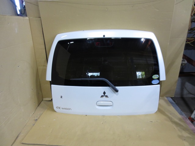 【中古】中古部品 ｅＫワゴン H82W ﾊﾞｯｸﾄﾞｱ 【3330460100-000001599315800】
