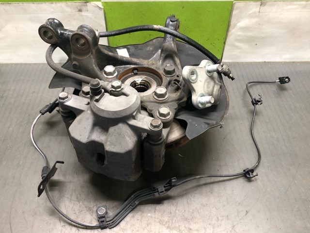 【中古】中古部品 プリウス ZVW50 右ﾌﾛﾝﾄﾅｯｸﾙﾊﾌﾞ 【3330530100-000005386044310】｜e-cleマート