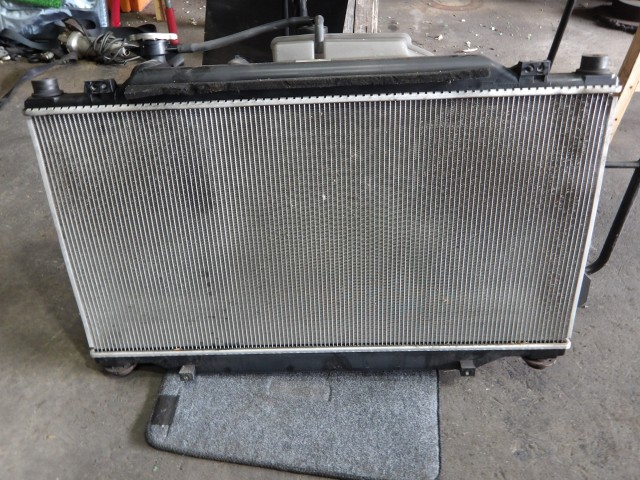 【中古】中古部品 アテンザ GJ2FW ラジエータ 【3340140100-000025068920400】