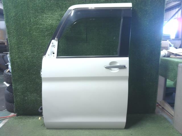 【中古】中古部品 タント LA610S 左ﾌﾛﾝﾄﾄﾞｱ 【3260460000-250514000113200】