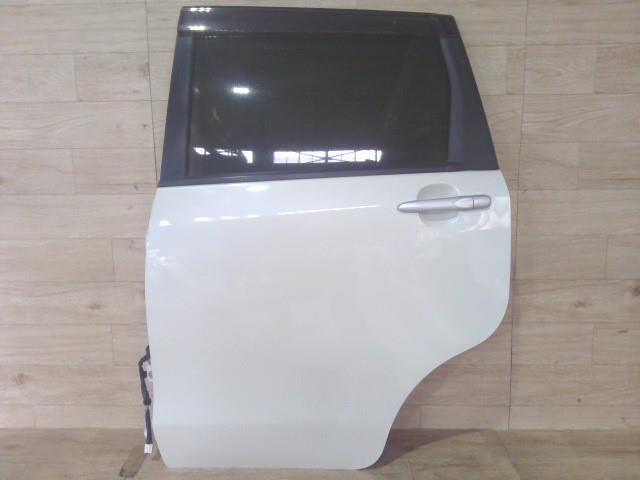 【中古】中古部品 ムーヴ LA100S 左リアドア 【3310390100-250516001213400】