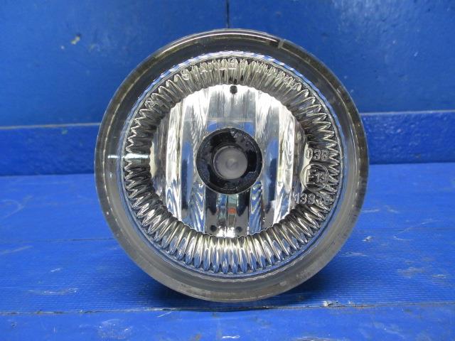 【中古】中古部品 タント L385S 左ﾌｫｸﾞﾗﾝﾌﾟ 【3310270100-000014789010950】