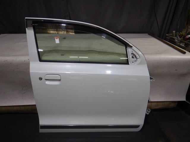 【中古】中古部品 アルト HA36S 右ﾌﾛﾝﾄﾄﾞｱ 【3330810100-250520001013100】