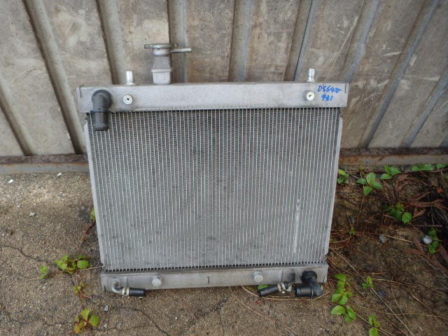 【中古】中古部品 ミニキャブ DS64V ﾗｼﾞｴｰﾀ 【3331010800-000023237420400】