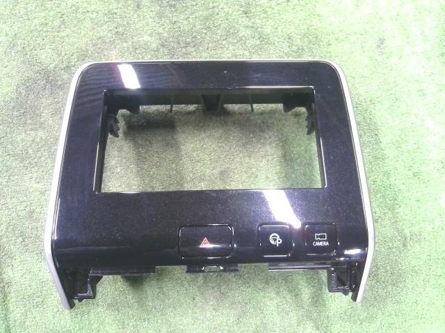 【中古】中古部品 セレナ GC27 ｸﾗｽﾀｰﾊﾟﾈﾙ 【3310200100-000021900070220】