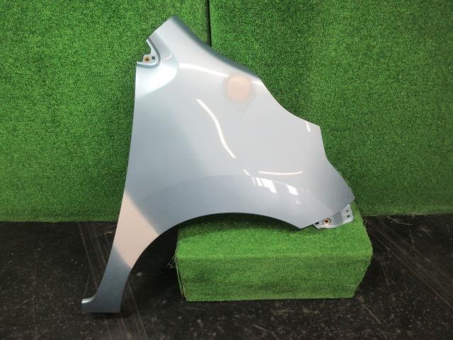 【中古】再生部品 ワゴンＲ MH44S 右ﾌﾛﾝﾄﾌｪﾝﾀﾞｰ 【3380010000-250526500610600】