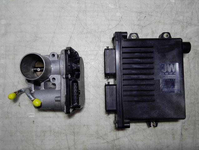 【中古】中古部品 ピノ HC24S ｽﾛｯﾄﾙﾎﾞﾃﾞｨ 【3310050100-220423000220300】