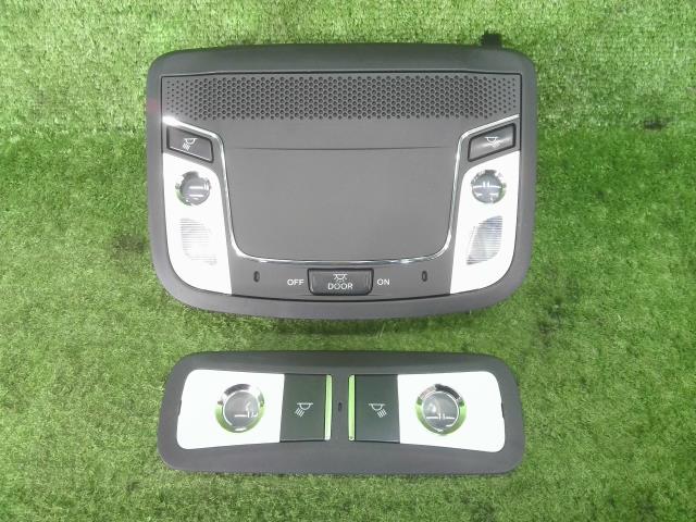 【中古】中古部品 ヴェゼル RU3 ﾙｰﾑﾗﾝﾌﾟ 【3330990100-250305000168200】