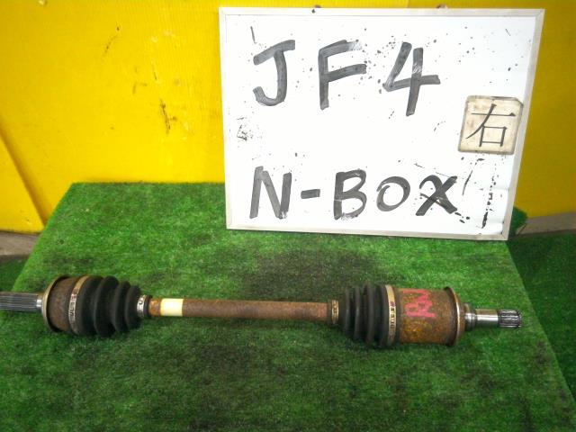 【中古】中古部品 Ｎ－ＢＯＸ JF4 右ﾘｱﾄﾞﾗｲﾌﾞｼｬﾌﾄ 【3331010600-250514000142300】