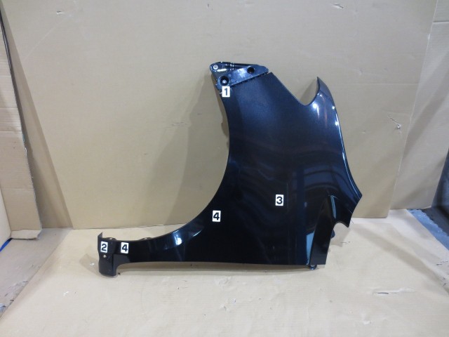 【中古】中古部品 ルクラ L455F 左ﾌﾛﾝﾄﾌｪﾝﾀﾞｰ 【3330460100-000001600810700】
