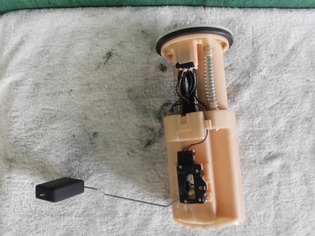 【中古】中古部品 ミニカ H42V ﾌｭｰｴﾙﾎﾟﾝﾌﾟ 【3310420000-000002355220600】