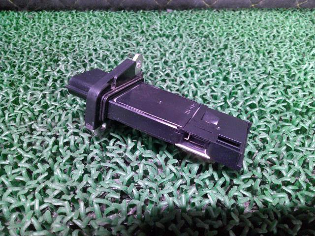 【中古】中古部品 スカイラインクロスオーバー J50 ｴｱﾌﾛﾒｰﾀｰ 【3330660100-000025311260401】