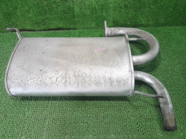 【中古】中古部品 エクストレイル NT30 ﾘｱﾏﾌﾗｰ 【3330900100-000025067222500】