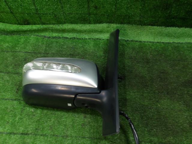 【中古】中古部品 セレナ NC25 右ｻｲﾄﾞﾐﾗｰ 【3330420100-250520000113500】