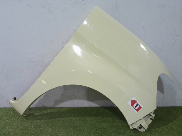 【中古】中古部品 タント LA600S 右フロントフェンダー 【3310090100-202505075810600】