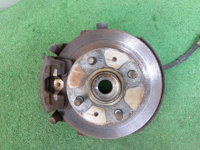 中古】 ヤリス MXPH15 左フロントストラット ハイブリッドG 4WD J0943
