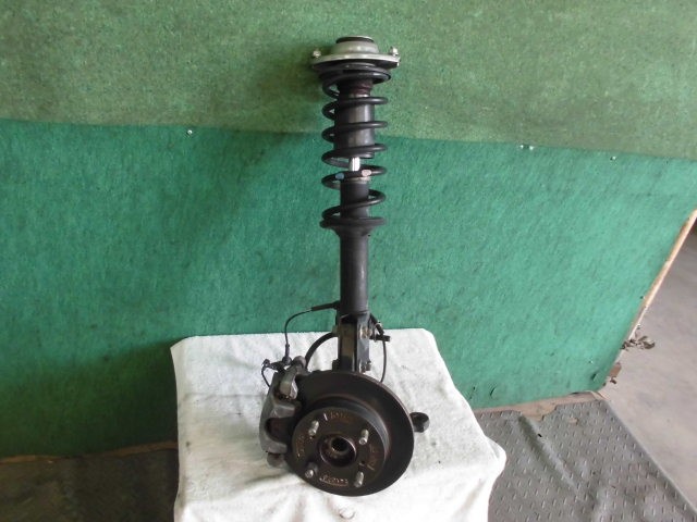 【中古】中古部品 ワゴンＲ MH23S 左ﾌﾛﾝﾄｽﾄﾗｯﾄ 【3310420000-000002355450200】
