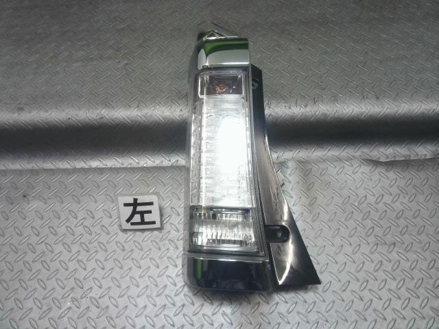 【中古】中古部品 Ｎ－ＢＯＸスラッシュ JF1 左ﾃｰﾙﾗﾝﾌﾟ 【3330990700-202502003815600】