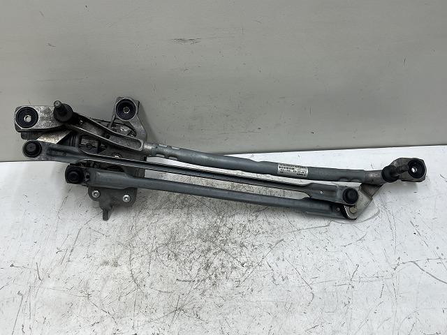 【中古】中古部品 ボルボ 40シリーズ MB420XC フロントワイパーモーター 【3310070100-0000Y0765861600】|e-cleマート