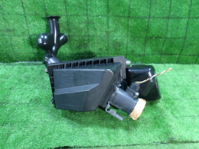 【中古】中古部品 ブルーバードシルフィ QNG10 ｴｱｸﾘｰﾅｰ 【3330420100-250529000229050】