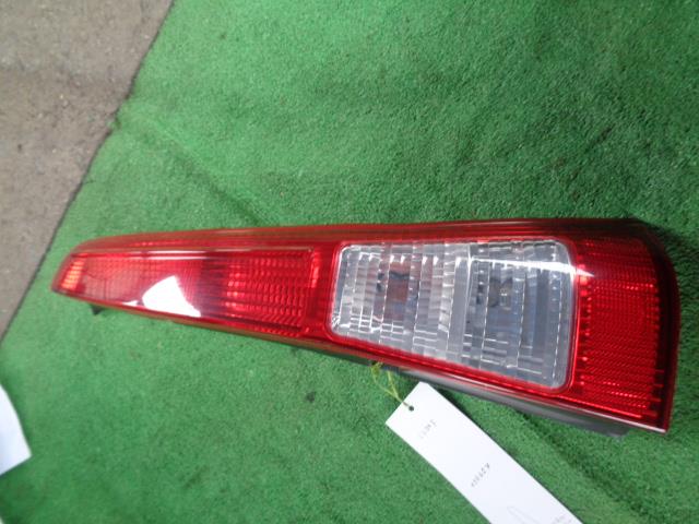 【中古】中古部品 ミラ L250S 右ﾃｰﾙﾗﾝﾌﾟ 【3340030100-001954600015501】