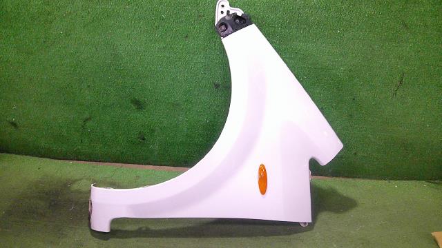 【中古】中古部品 ムーヴ L175S 左フロントフェンダー 【3500080000-250208000210700】
