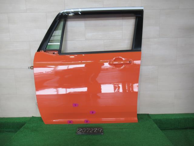 【中古】中古部品 ハスラー MR31S 左ﾌﾛﾝﾄﾄﾞｱ 【3310120100-250605000513200】