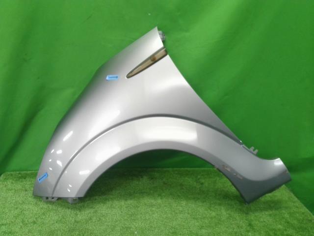 【中古】中古部品 Ｒ１ RJ1 左ﾌﾛﾝﾄﾌｪﾝﾀﾞｰ 【3310200100-000021051710700】