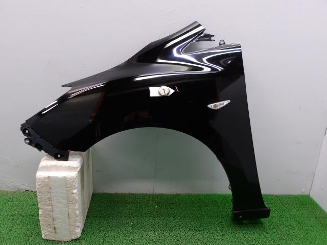【中古】中古部品 プレマシー CWEFW 左ﾌﾛﾝﾄﾌｪﾝﾀﾞｰ 【3310250100-000253012210700】