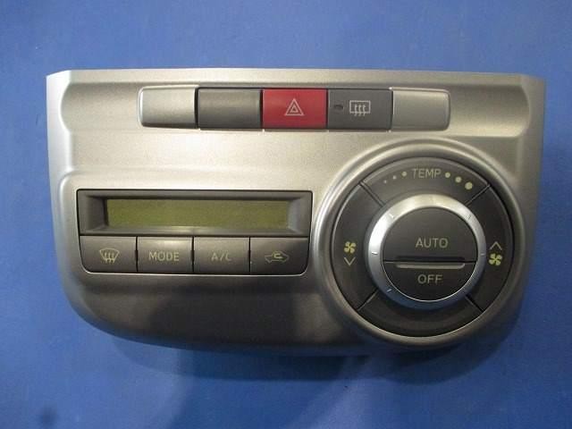 【中古】中古部品 タント L375S A/Cｽｲｯﾁﾊﾟﾈﾙ 【3310590000-000002313760900】 6,604円