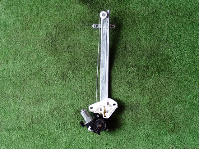 【中古】中古部品 N-ONE JG2 左フロントドアレギュレータ・モーター 【3330450100-250605000113220】
