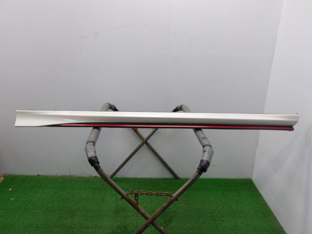 【中古】中古部品 マーチ K13 右ｻｲﾄﾞｽﾃｯﾌﾟ 【3310250100-000253020413700】