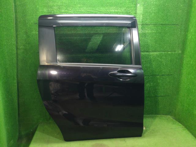 【中古】中古部品 フリード GP3 右ﾘｱﾄﾞｱ 【3330420100-250531000413300】｜e-cleマート