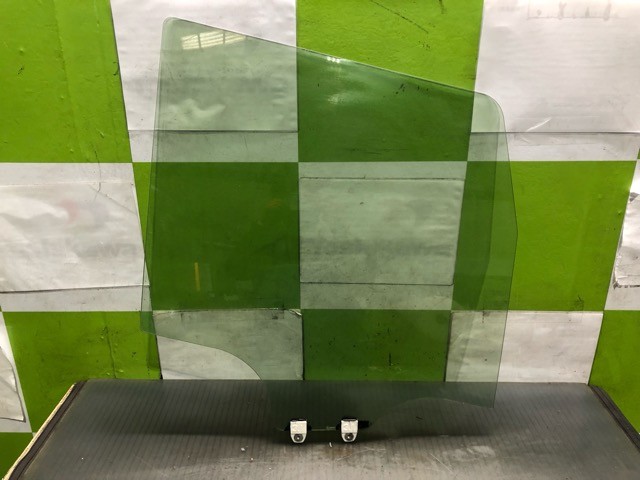 【中古】中古部品 Ｎ－ＢＯＸ JF3 右ﾌﾛﾝﾄﾄﾞｱｶﾞﾗｽ 【3330530100-000005395713130】