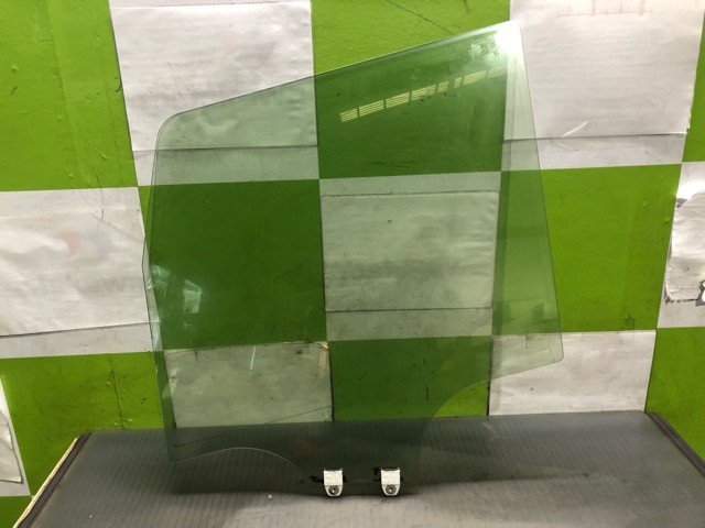 【中古】中古部品 Ｎ－ＢＯＸ JF3 左ﾌﾛﾝﾄﾄﾞｱｶﾞﾗｽ 【3330530100-000005395713230】