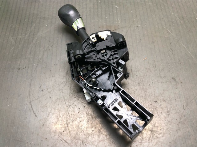 【中古】中古部品 タント LA650S ｼﾌﾄﾚﾊﾞｰ 【3330530100-000005399037850】