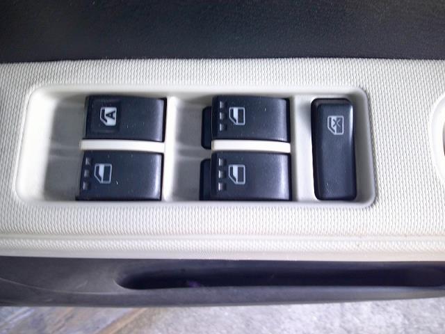 【中古】中古部品 ミラココア L675S ﾊﾟﾜｰｳｲﾝﾄﾞｳｽｲｯﾁ 【3340030100-008989700061900】