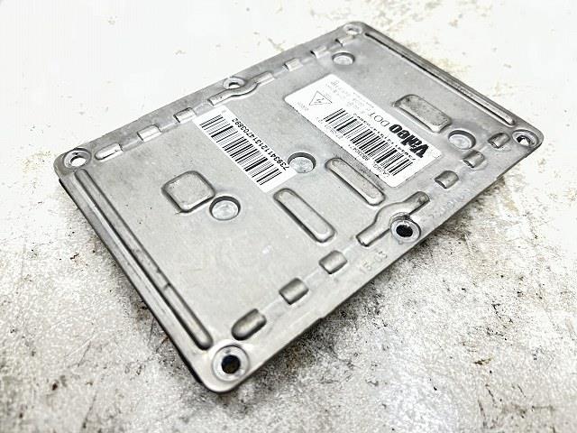 【中古】中古部品 ボルボ 70シリーズ SB5254AW ライトコントロールユニット 【3310070100-000090760810811】|e-cleマート