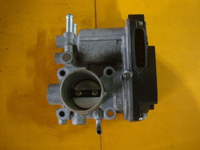 【中古】中古部品 モコ MG33S ｽﾛｯﾄﾙﾎﾞﾃﾞｨ 【3340220100-000226041520300】