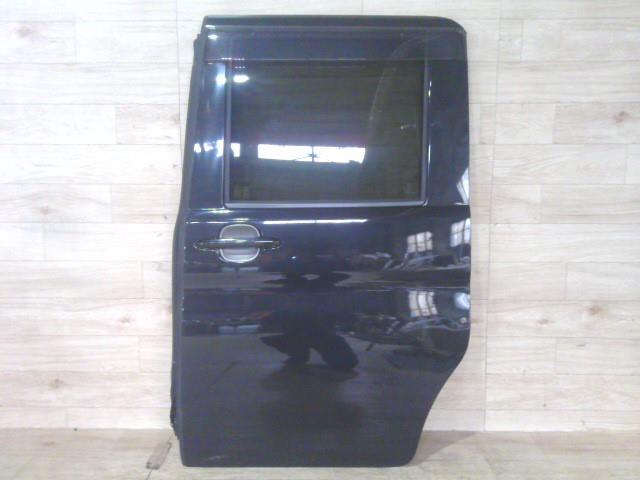 【中古】中古部品 タント L375S 左ﾘｱﾄﾞｱ 【3310390100-250610001013400】
