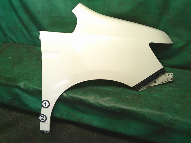 【中古】中古部品 ステップワゴン RK1 右ﾌﾛﾝﾄﾌｪﾝﾀﾞｰ 【3330990500-250617000110600】