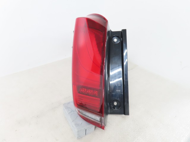 【中古】中古部品 アルファード AGH30W 左ﾃｰﾙﾗﾝﾌﾟ 【3380050000-000037152015600】