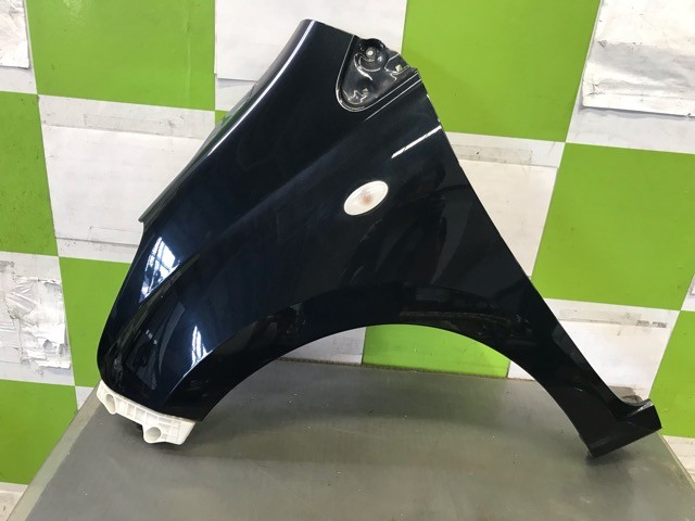 【中古】中古部品 アルト HA35S 左ﾌﾛﾝﾄﾌｪﾝﾀﾞｰ 【3330530100-000005403010700】